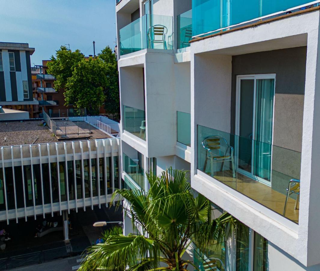 Hotel Astoria Park โยเรตเดมาร์ ภายนอก รูปภาพ