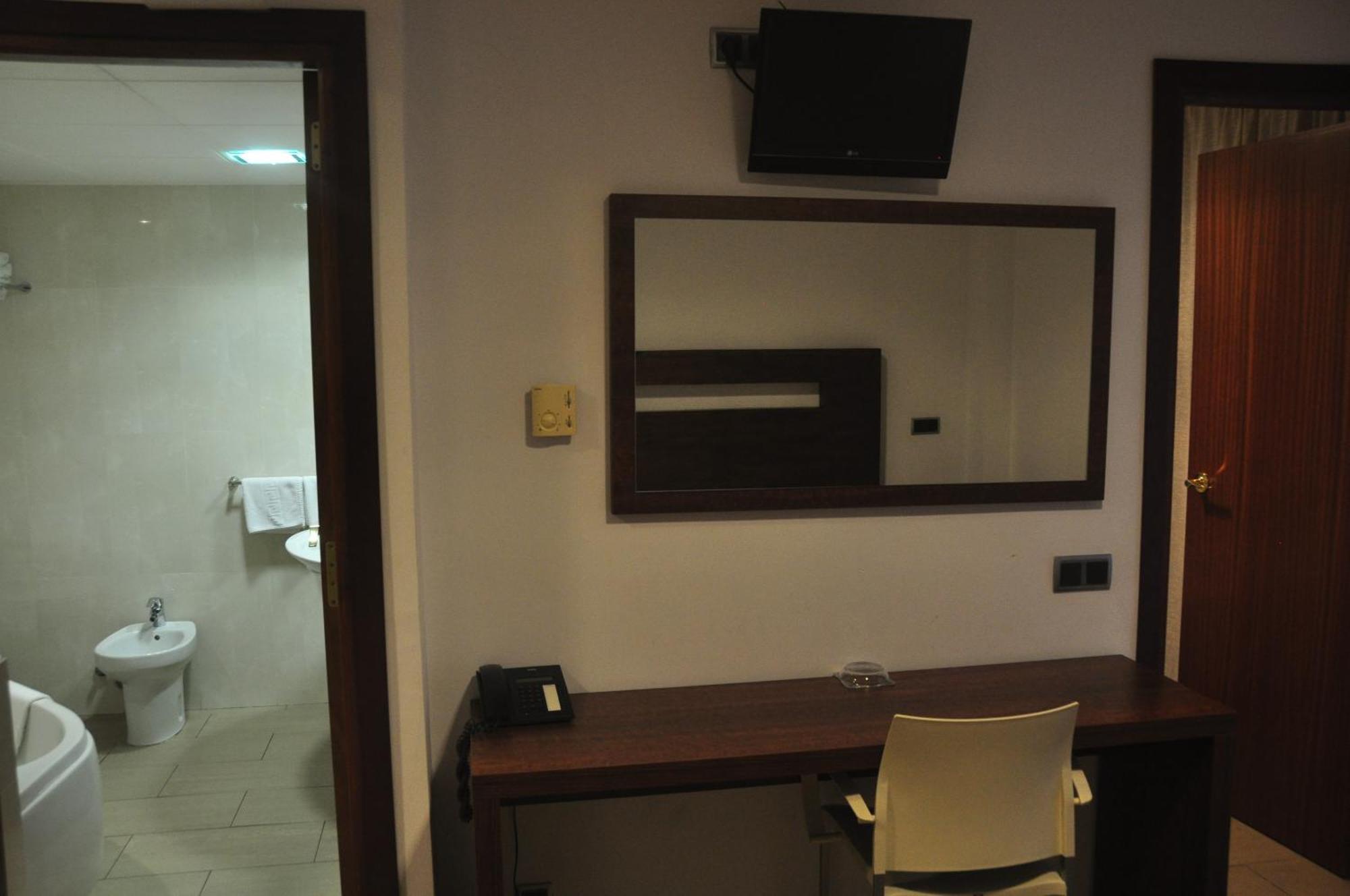 Hotel Astoria Park โยเรตเดมาร์ ห้อง รูปภาพ